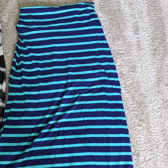 Three maxi skirts - Picture 2 of 7